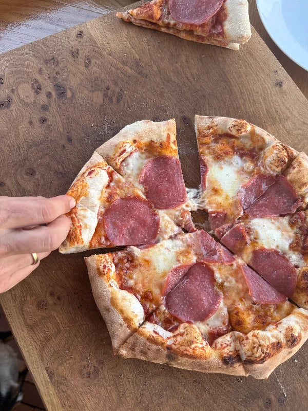 Welche Größe sollte ein Pizzabrett haben