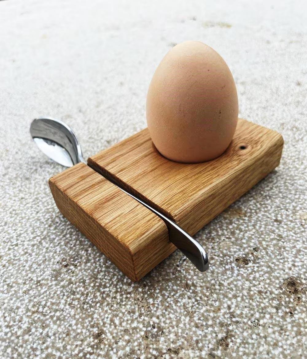 Eierbecher mit Löffelhalter